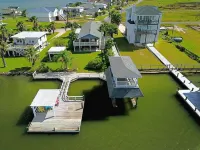Galveston Bay House Waterfront, Private Fishing Dock, Arcade, Near Town & Beach