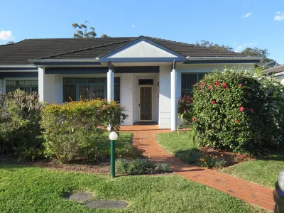 Private Retreat in a Convenient Location Hotel in zona Camp Elim