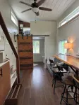 Gorgeous Eco Tiny Home on Organic Farm Within 5 Minutes of Downtown Hilo.
