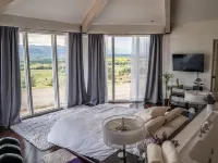 The Octagon House - 30 Mins to Yellowstone N. Entry - Master Sauna Jacuzzi Hotels in Emigrant