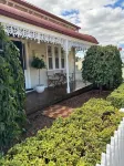 Olinda Cottage - Close to CBD with city views