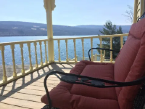 BRAND NEW | INCREDIBLE VIEWS | BOAT SLIP | TWO BALCONIES