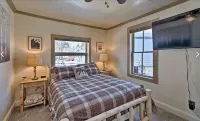 Renovated 1865 Log Cabin, Hot Tub and Bunkhouse Near Red Lodge, the Pass , Ynp - シャレー