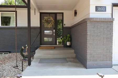 French Cottage Inspired Basement Apartment 15 From Downtown Boise