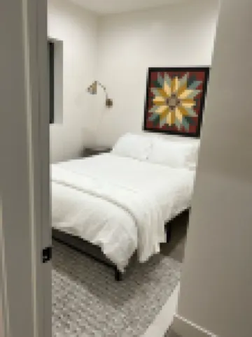 Steps away from the slopes!  Recently built Scandinavian Cabin with Jacuzzi!