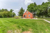 Unique Cottage + King Bed + Kids toy room - 4 stjerner