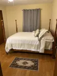 Central Bristol Condo - 3 min from downtown and the casino!