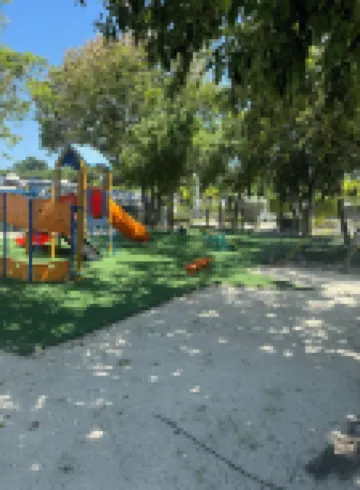 Key Largo, Charming 2-bedroom RV in Calusa Campground