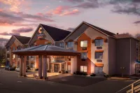 Comfort Suites Northside Hospital Gwinnett Hotels in Lawrenceville