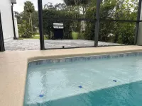 POOL House+Garage. Bring your Bikes! + 3Bed/2Bath