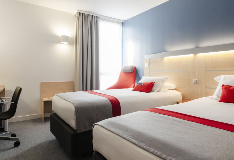 Holiday Inn Express New York City Chelsea, an IHG Hotel - Housity