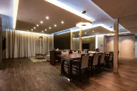 Hotel The PORA Suitz