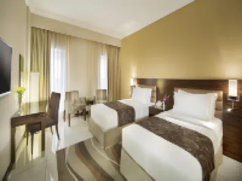 Gateway Hotel Hotels near Meena Bazaar