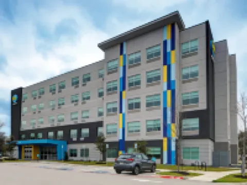 Tru by Hilton Austin Airport Hotels in Montopolis