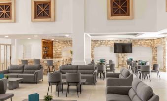 Kapetanios Aqua Resort