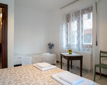 Montesilvano Mare 1 蒙特西爾瓦諾酒店