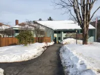 Renovated 3 bedroom 2 bath Smart Home in desirable Waterville Valley Estates Hotels in Campton