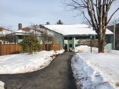 Renovated 3 bedroom 2 bath Smart Home in desirable Waterville Valley Estates Hotels near Campton Mountain Ski Area