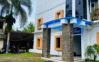 Hotel Satui Adygraha Hotels near Aniska Kosmetik Pusat Grosir+62812-5850-9854