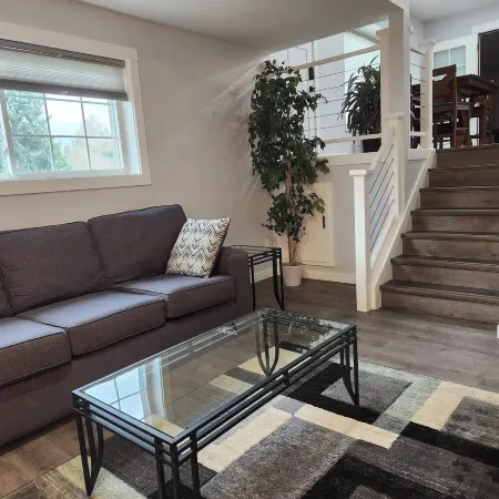 Spacious House in Federal Way - Perfectly Located Отели рядом с достопримечательностью «Рододендрон Спесис Ботаникал Гарден»