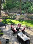 Cozy Forest Hideaway –Time to Book for Fall and Winter Months. Hotels near Willamette Falls Scenic Viewpoint