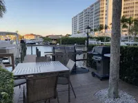 PLEASE READ DESCRIPTION! Vanderbilt Beach area with Bay views from Lanai.