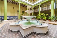 Hotel Saratoga Hotels near La Loma De La Cruz