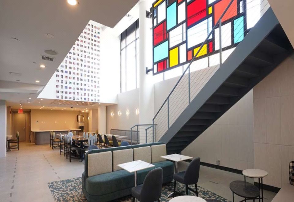 더 네디아, BW 시그니처 컬렉션 썸네일