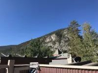 Cozy modern cabin 1 block from Main St Frisco! Hotel a Frisco