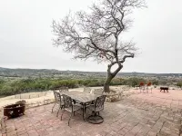 Hilltop Haven on 31 acres w/ Breathtaking Views, Horses, & Epic Fire Pit