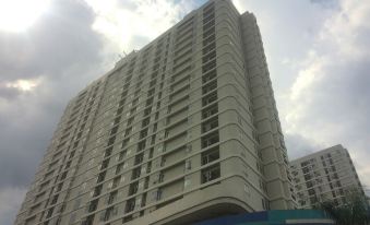 Nice Comfort 2Br at Cinere Bellevue Suites Apartment