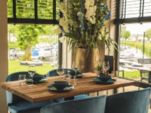 Luxurious Holiday Home Nearby the Lower Rhine Hotels in Maurik