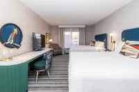 voco THE CLAIR CINCINNATI DOWNTOWN by IHG - Pools
