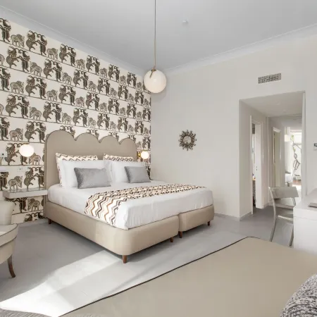 Relais Villa Savarese Отели рядом с достопримечательностью «Пляж Леонеллис»