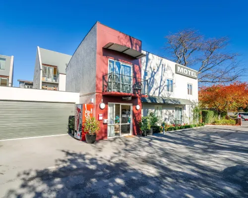 City Centre Motel Hotels near Phillipstown