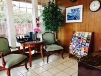 Maple Inn and Suites Los Banos Hotels in Merced County