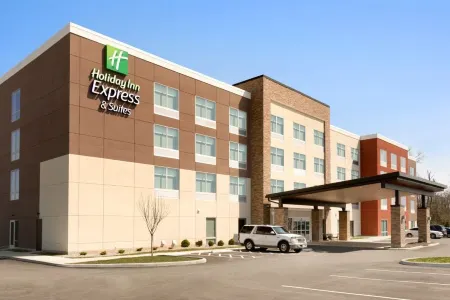 Holiday Inn Express & Suites Cincinnati NE - Redbank Road