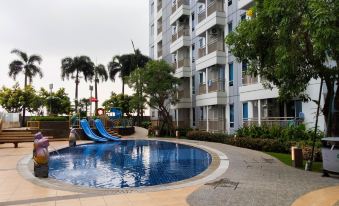 Cozy Studio with Connected to Mall at Orchard Supermall Mansion Apartment