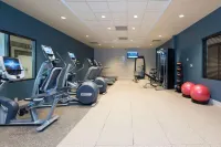 DoubleTree by Hilton Schenectady Downtown - Phòng tập thể hình