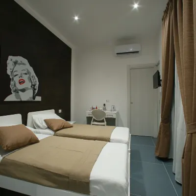 Mascalzone Latino Luxury Rooms Hotels near محطة مترو توليدو