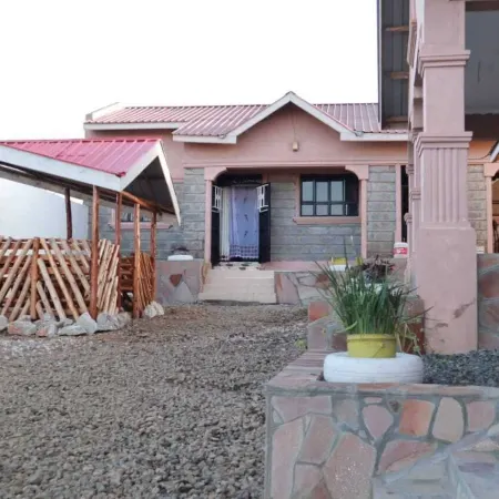 Stay.Plus Mara Holiday Homes