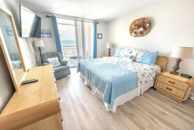 Beachfront Vacation Rental, Beautiful view from the 2nd story balcony.