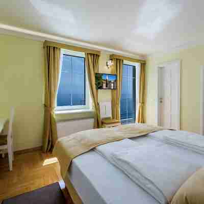 Hotel Domino Rooms