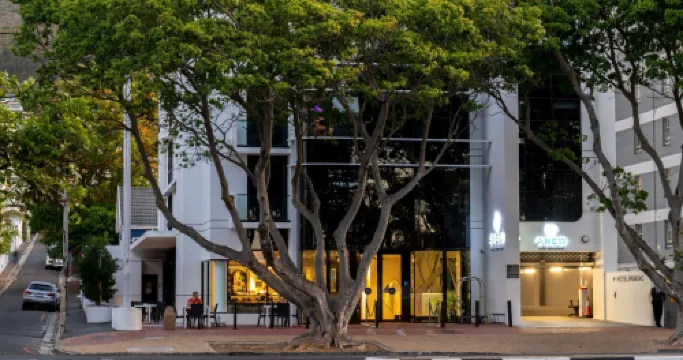 Anew Hotel Green Point Cape Town