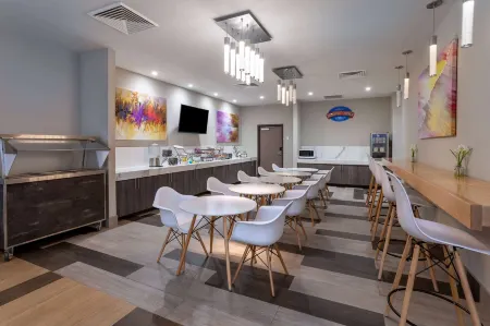 Baymont Inn & Suites by Wyndham Madison