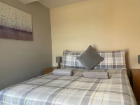 Apartment - Sleeps 2 - Pet Friendly - Parking Hotels in Ludlow