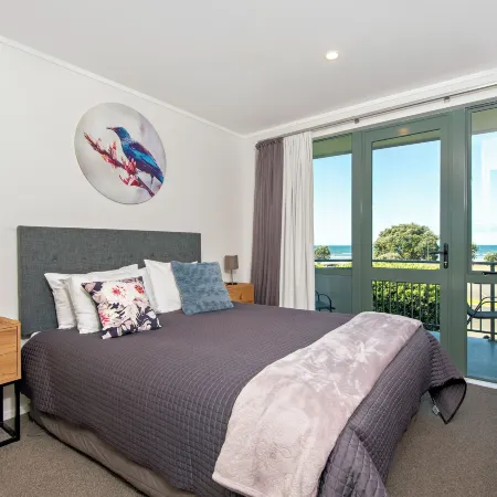 Beachpoint Apartments