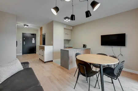 Luxus Dwie Motławy Отели рядом с достопримечательностью «Вестерплатте»