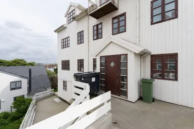 Marina View - 3 Bedroom Apartment - Central Tórshavn