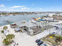 Beach Colony East 15C-Penthouse